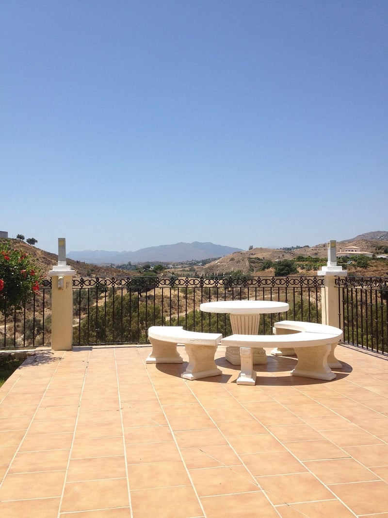 Patio Furniture Makeover
